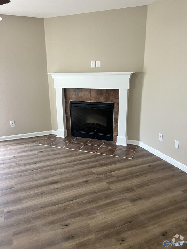 Building Photo - 3061 Castlecreek Dr SW Rental