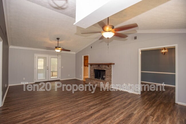 Photo - 7664 Northfield Dr