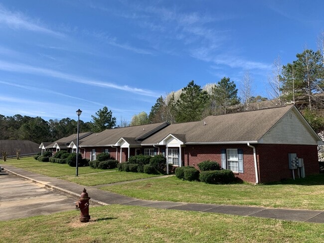 Building Photo - Montevallo, AL*** 2 Bed 2 Bath $1,174/mo**... Rental