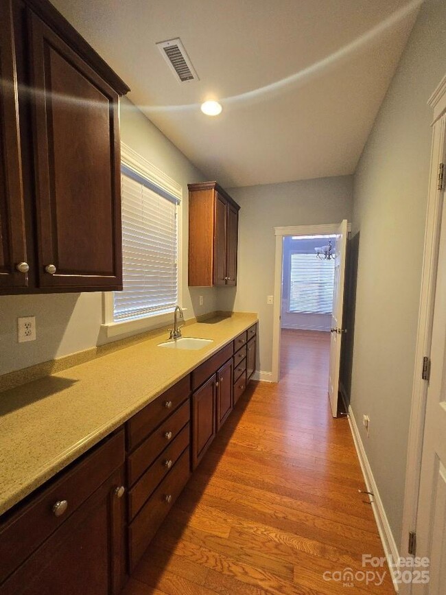 Photo - 1188 Stonedown Ln