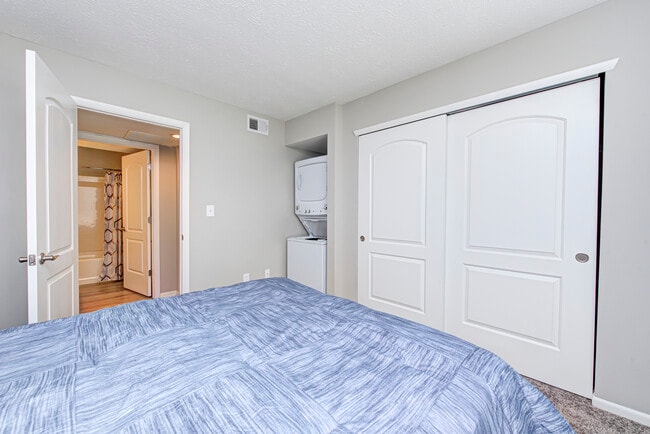 Full Size Washer/Dryer in Every Apt!