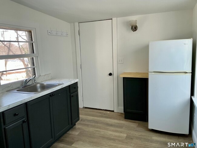 Photo - 74 Liberty St Unidad 1