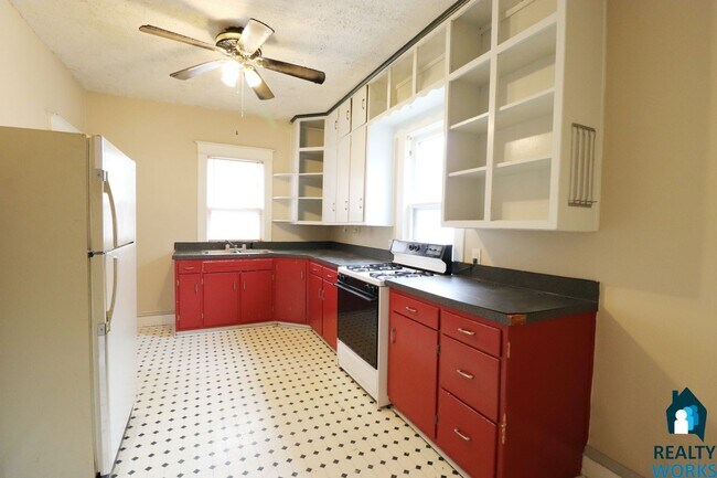 Photo - 3 Bedroom Home Available!