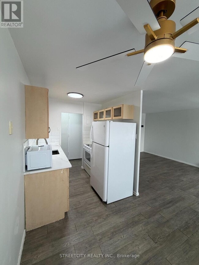 Photo - 1830 Dumont St Unit 306