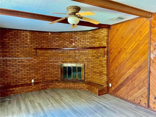 Photo - 6137 Pierce St