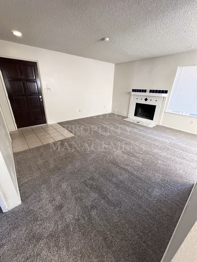 Photo - COL3701 Unit 1