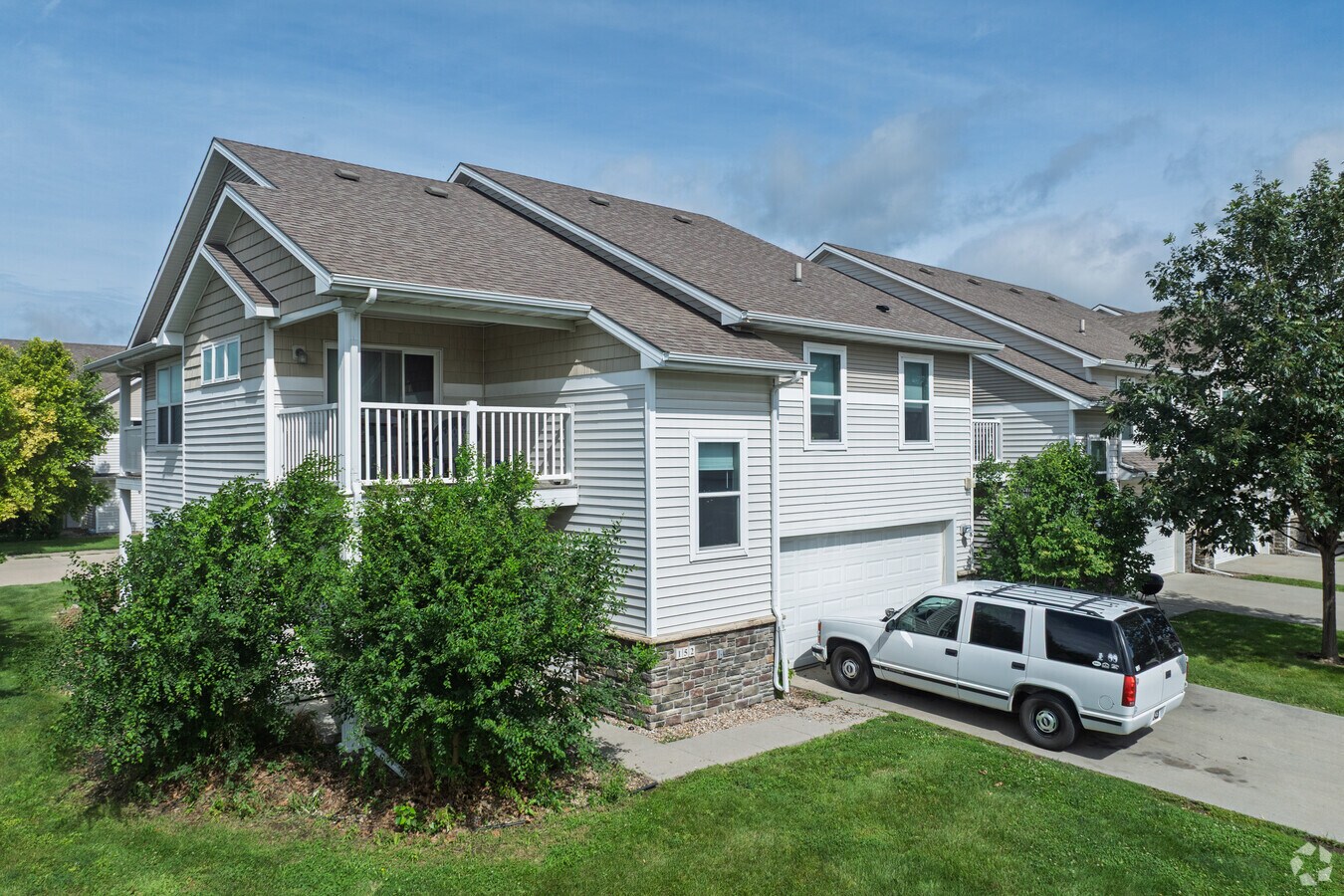 Exterior alternativo - Prairie Ridge Townhomes