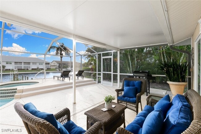 Building Photo - 3830 SE 12th Ave