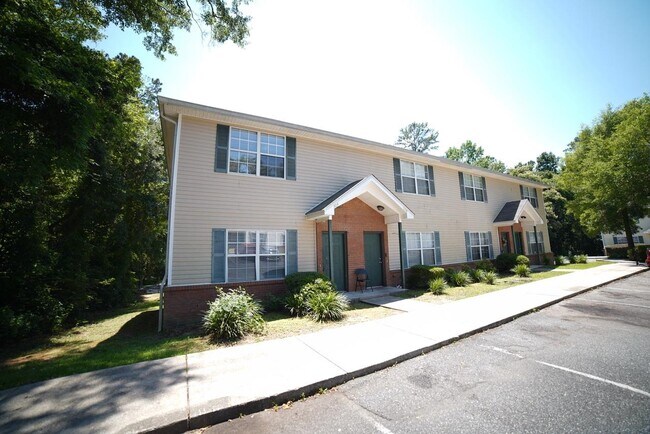 Building Photo - 2403 Hartsfield Rd Unit 304