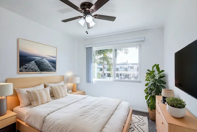 2 Bedroom Upstairs