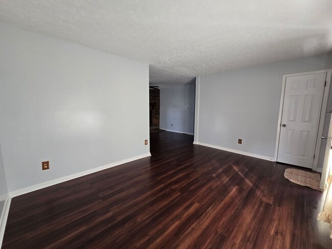 Photo - 6758 Seaford Dr