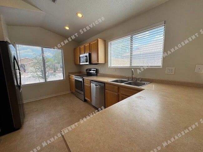 Photo - 15154 W Fillmore St
