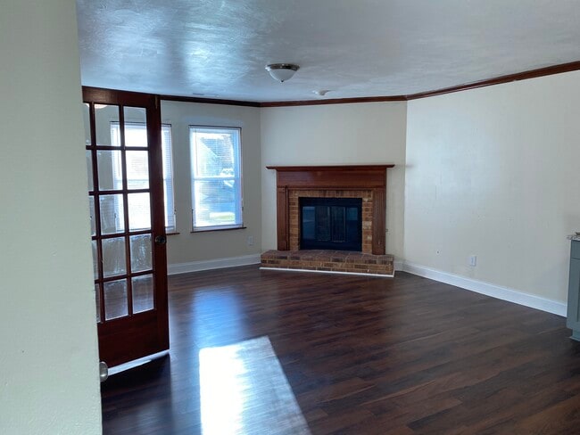 Den - 1233 Quarter Path Trl