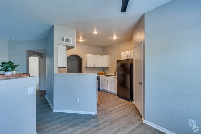 2 BR, 2 BA (B1) - 1,120 SF