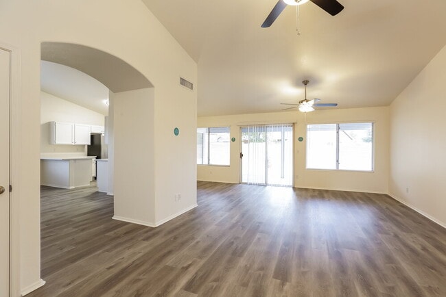 Photo - 7530 W Luke Ave