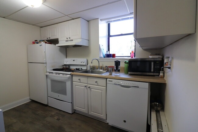 Photo - 34 A Park St Condo Unit B8