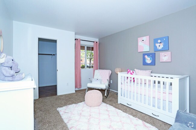 2BR, 2BA - 1200 SF Bedroomf