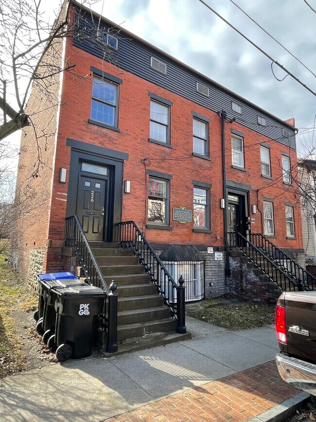 Photo - 226 Mill St Apartments