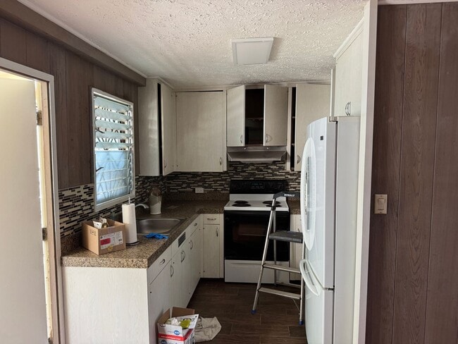 Photo - Single family home on Gulick Ave in walking distance to business district