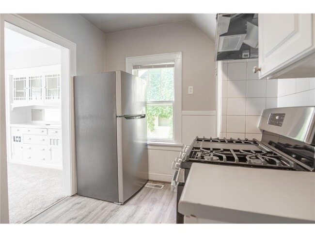 Photo - 4020 Emerson Ave N