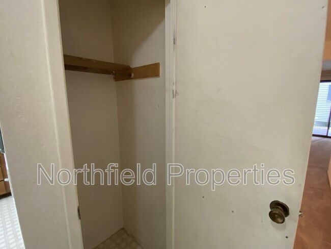 Photo - 120 124th St SW