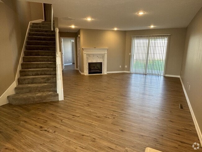 Building Photo - 4313-4315 N Morgan Ct Unit 4313 N Morgan Ct Rental