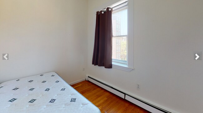 Photo - 591 Beacon St