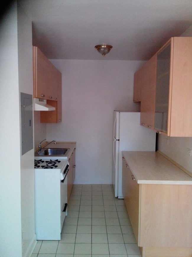 Photo - 7300 Venture Apartments