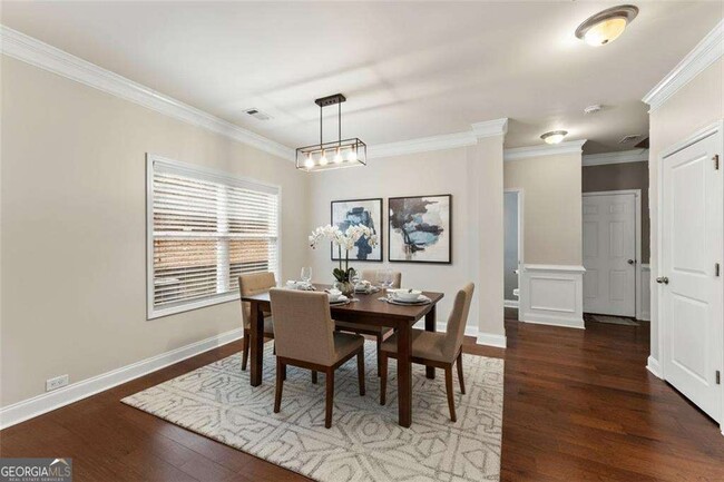 Photo - 3803 Manor View