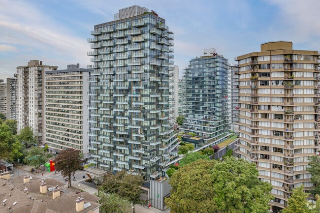 Photo - Zephyr Apartments