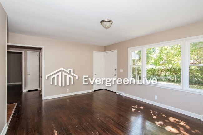 Photo - 5704 Chandler St