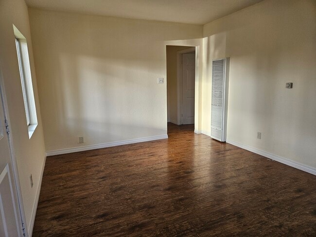 Photo - 1408 N Willowbrook Ave Unit 1408