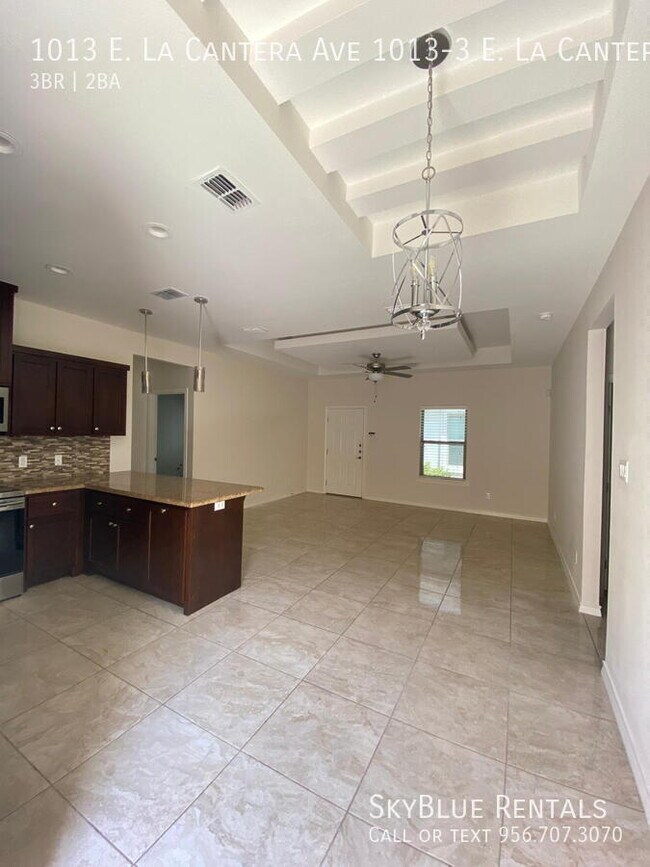 Photo - 1013 E la Cantera Ave Unit 3,