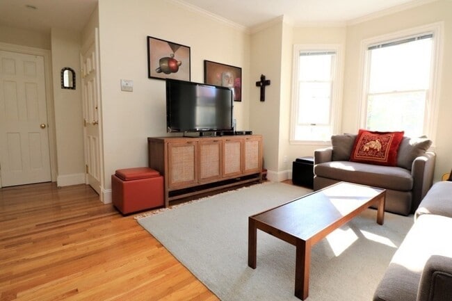 Photo - 8 Caldwell Ave Unidad 3