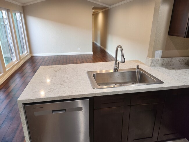 Photo - 1652 Winn Ct