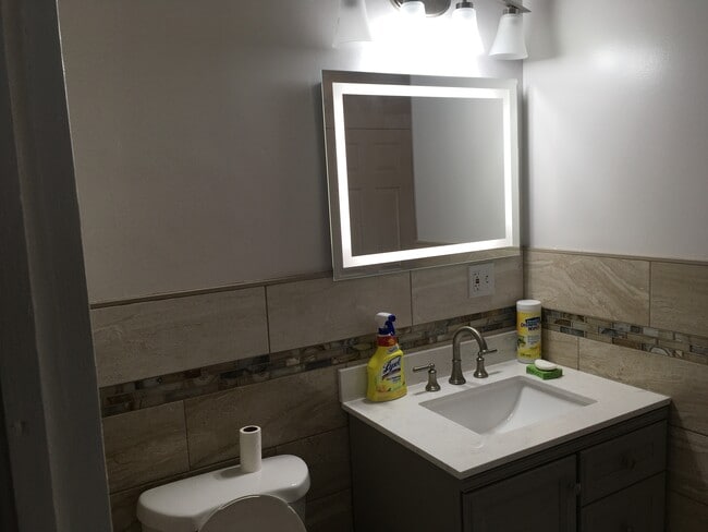 Photo - 99 Grand Ave Unit Apartement #2