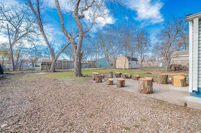 Photo - 303 N 2nd St