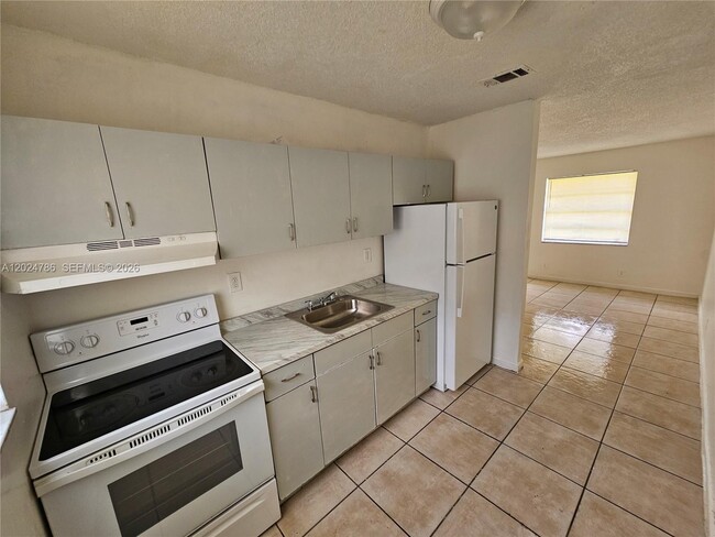 Photo - 2451 NW 8th Pl Unit 1