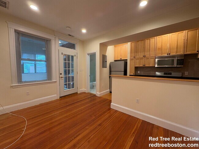 Photo - 191 Winthrop Rd Condo Unit U1