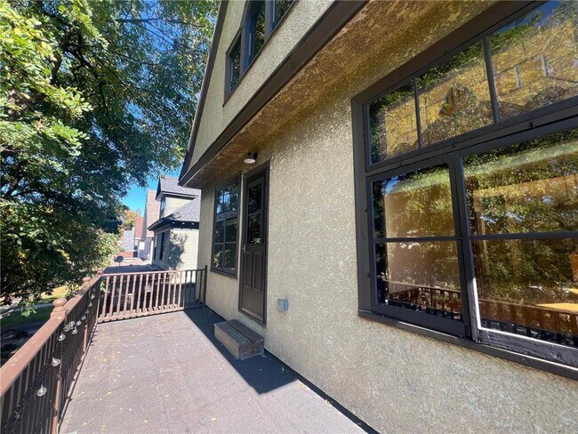 Photo - 1609 Elliot Ave