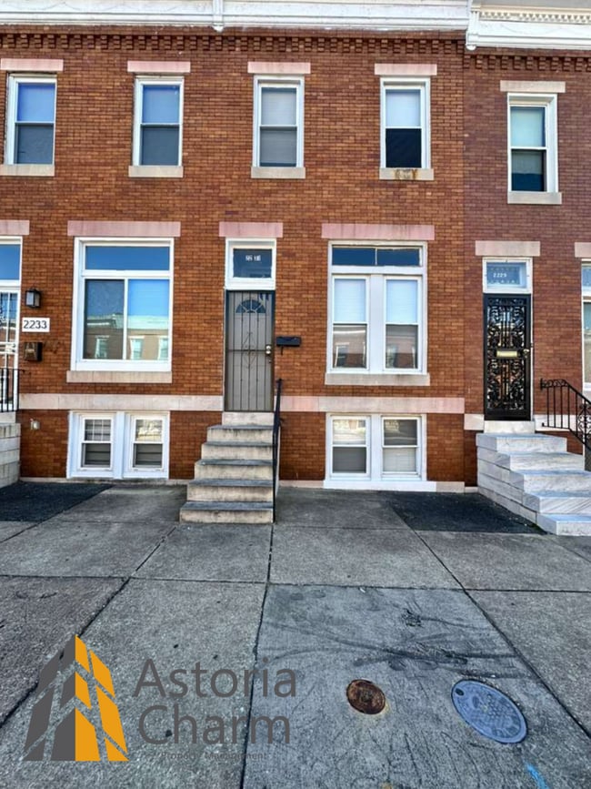 Photo - 3 Bedroom Plus Den Home with Renovated Kitchen and Fenced Yard