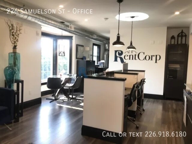 Photo - 226 Samuelson St Unit Office