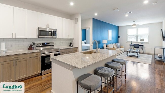 Photo - 255 Williamsburg Pkwy Unidad B310.1409531