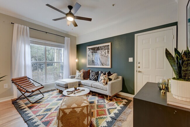 Laurel Canyon Apartments apartments — community photo