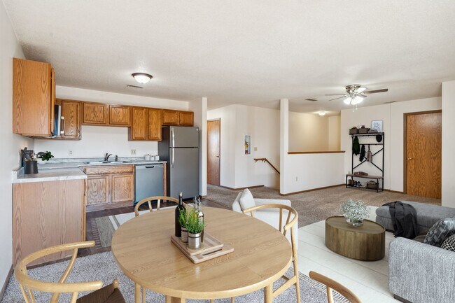 Two Bedroom C - 2 Bed / 2 Bath - 1,200 Sq.Ft.