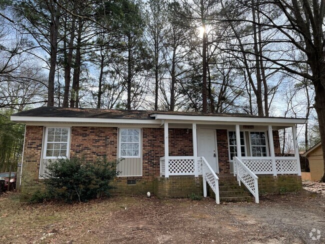 Building Photo - Four Bedroom Ranch in Gastonia Rental