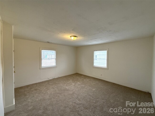 Photo - 1903 Flint Ln