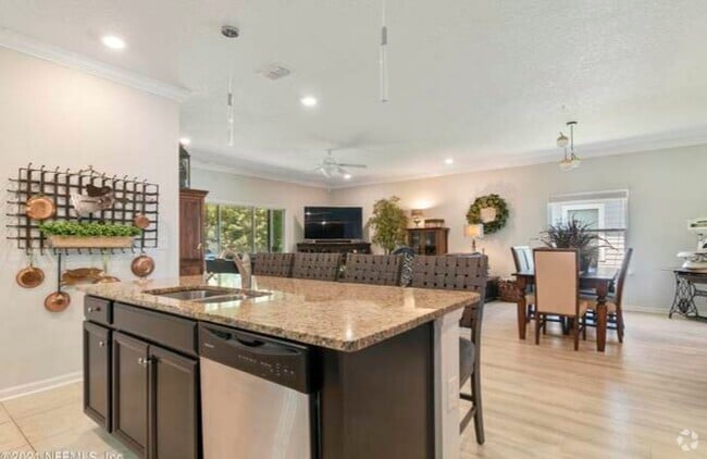 Building Photo - 2574 Las Calinas Blvd Rental