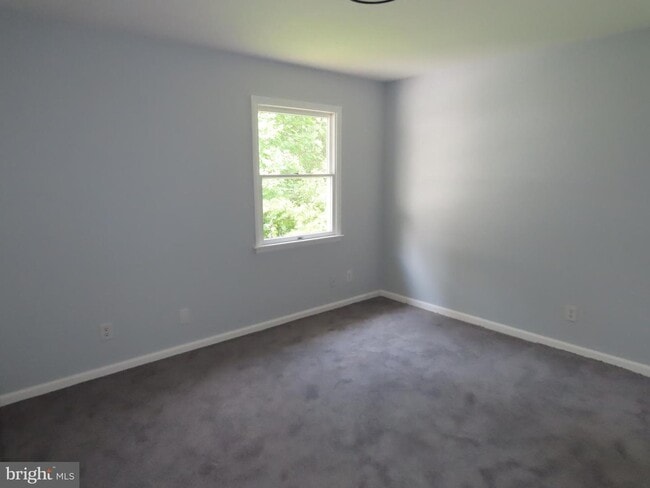 Photo - 157 Justice Way