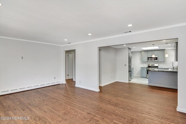 Photo - 5 Hilltop Ave